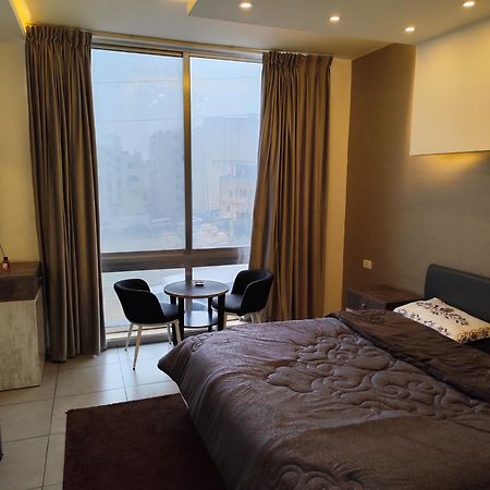 Gentle Breeze Studio 2 Amman Extérieur photo