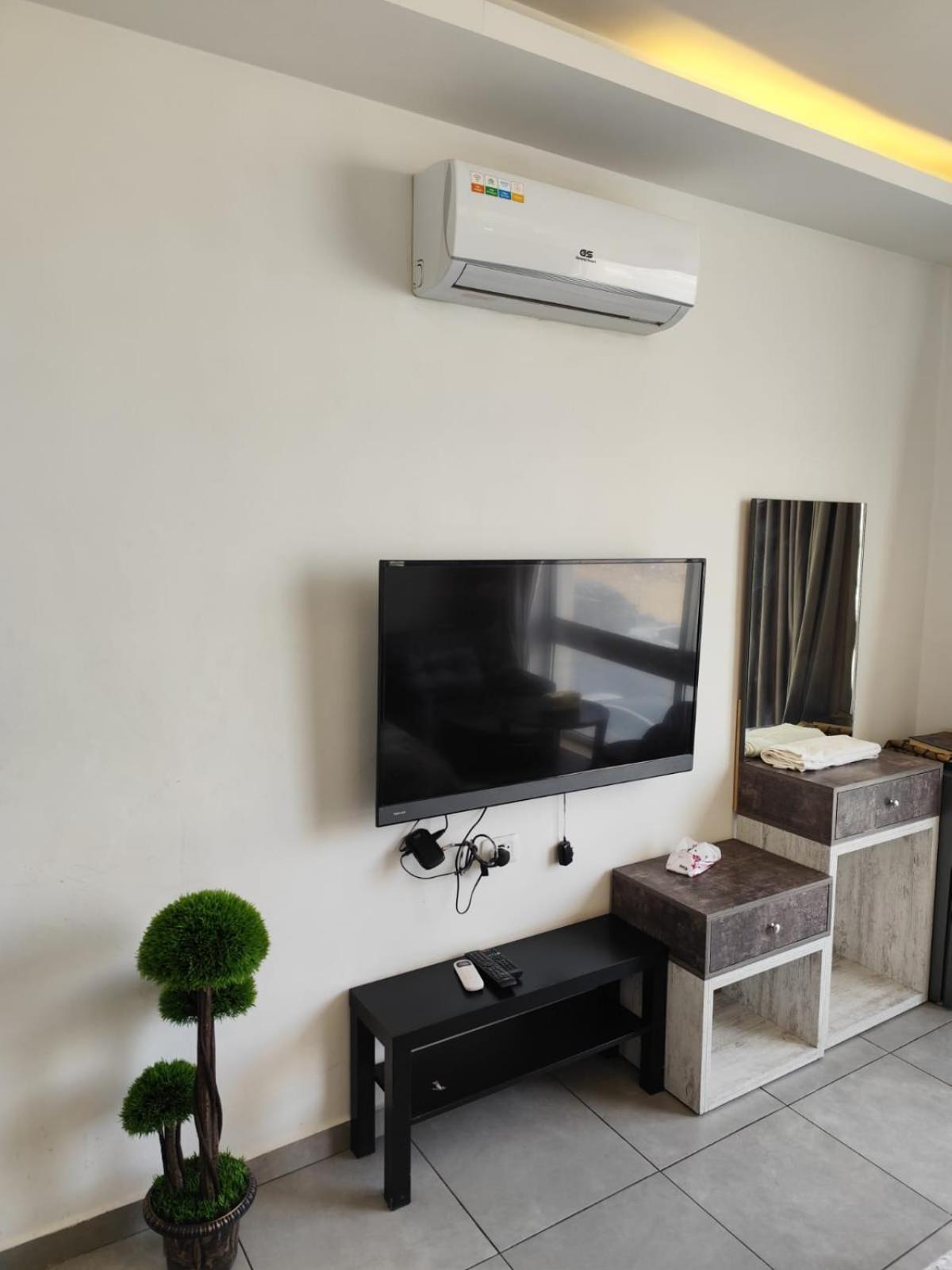 Gentle Breeze Studio 2 Amman Extérieur photo